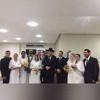 חמישה חתנים וכלות מבני אנוסים בזמן חופתם, ברזיל תש"פ. | ארכיון זרע ישראל