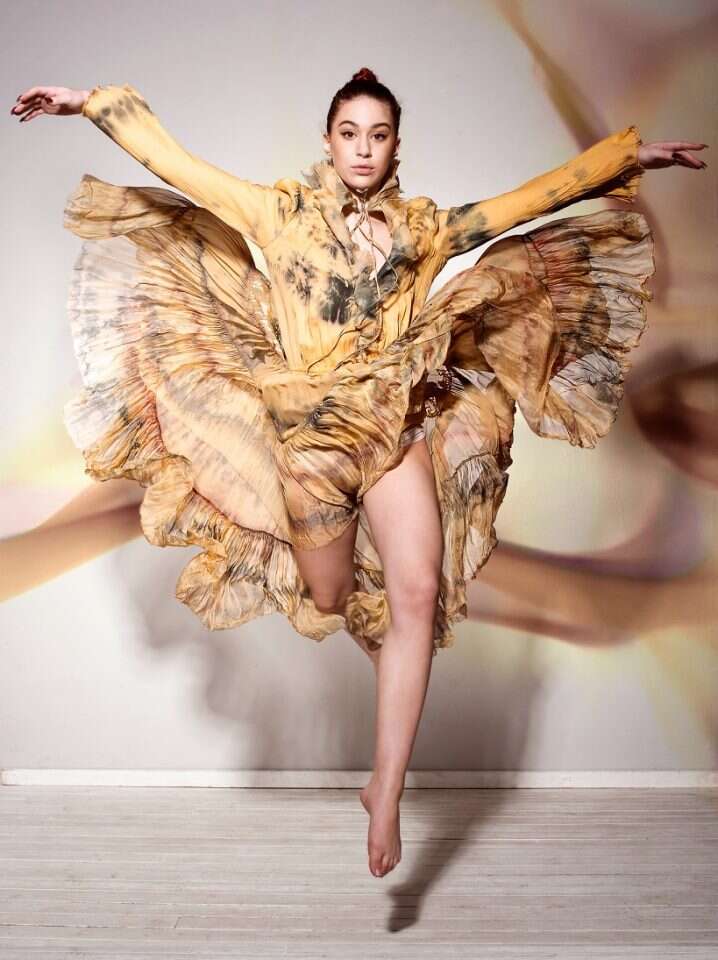 קולקציית קפסולה ממוחדשת של ויוי בלאיש נמכרת בתערוכת הלוך וחזור במתחם קום איל פו בנמל תל אביב. | עידו לביא