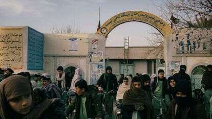 בית ספר בקנדהאר ששימש מרכז גיוס לטליבאן | לורנצו טוגנול, עבור הוושינגטון פוסט