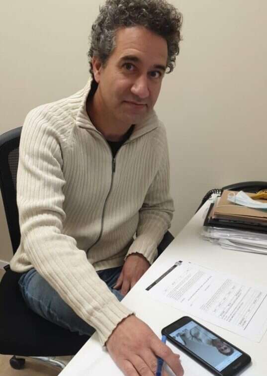 אברי סוטון, עו"ס באגף הרווחה ברמת גן ביחידת סדרי דין. | מיכאל שמיר