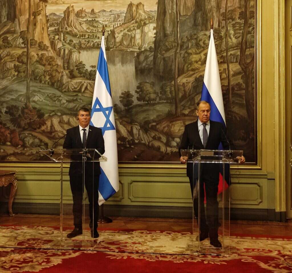 שר החוץ גבי אשכנזי ברוסיה. | שגרירות ישראל ברוסיה