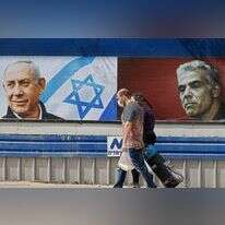 שלטי בחירות. | AFP