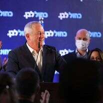 בני גנץ במטה כחול לבן בכפר המכביה בערב הבחירות. | לירון מולדובן בני גנץ במטה כחול לבן בכפר המכביה בערב הבחירות. | לירון מולדובן