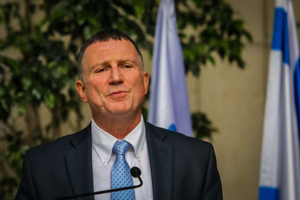 המאבק של אדלשטיין: האם ניתן לגשר על הפער בין החרדים לצה"ל?