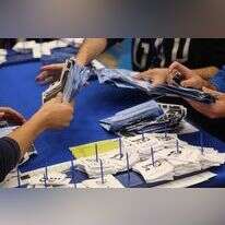 ספירת קולות בירושלים ביום חמישי. | AFP