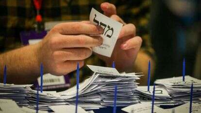 ספירת הקולות, בשבוע שעבר. | אורן בן חקון