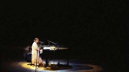 נעמי שמר על הפסנתר | נתן אלפרט, לע"מ