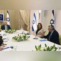 נציגי תקווה חדשה אצל הנשיא. | מארק ניימן, לע"מ. נציגי תקווה חדשה אצל הנשיא. | מארק ניימן, לע"מ.