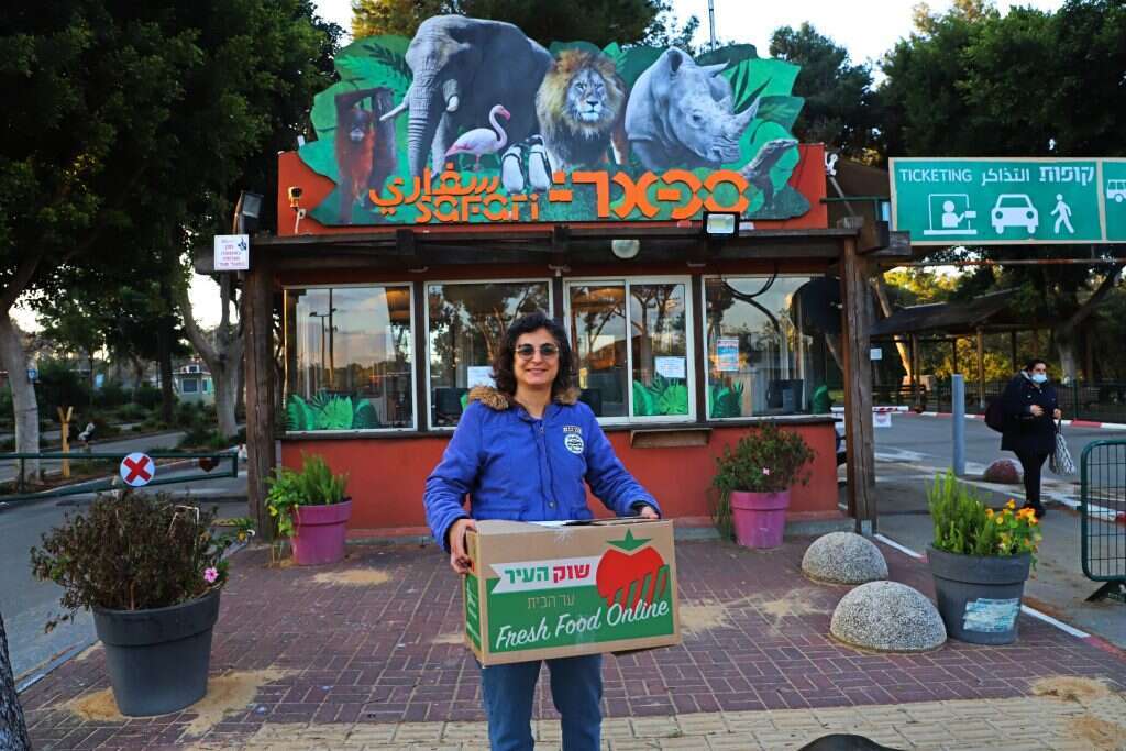 הבית פתוח לחיות בר 24/7 . יעל שדה
צילומים: יעל (פרוינד) אברהם