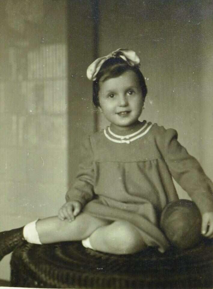 מרגלית בילדותה. | באדיבות המשפחה