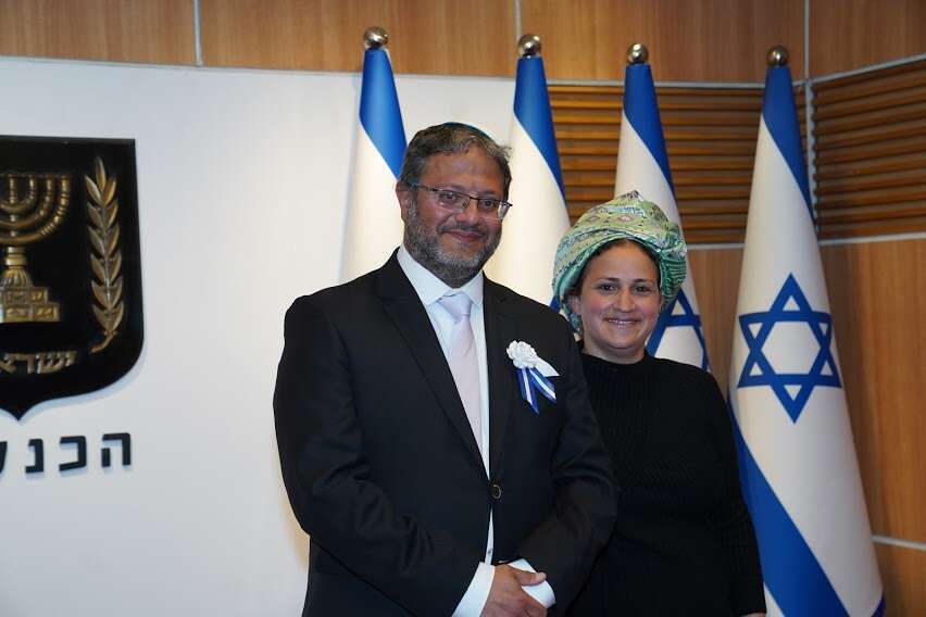 איתמר בן גביר ורעייתו בהשבעת הכנסת ה-24. | דוברות הכנסת, דני שם טוב