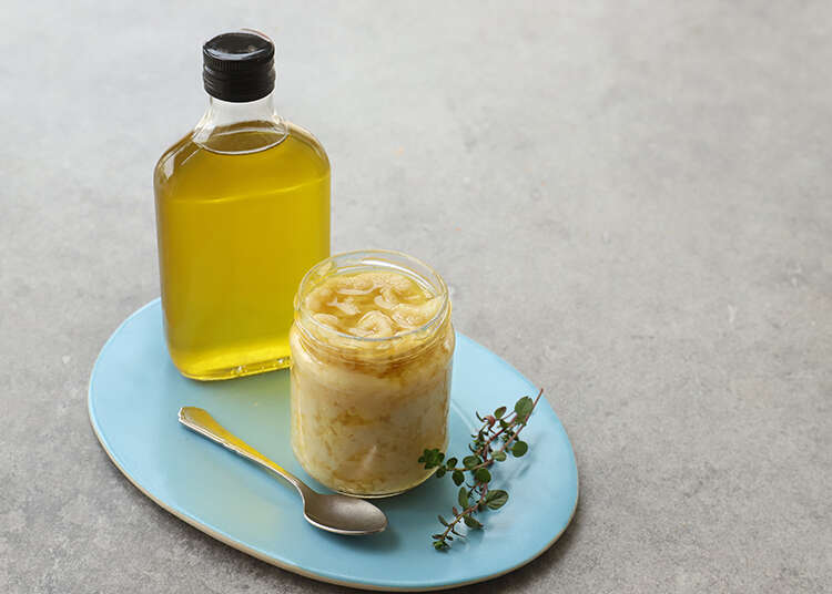 ממרח קונפי שום ובונוס: שמן שום. | אפרת ליכטנשטט