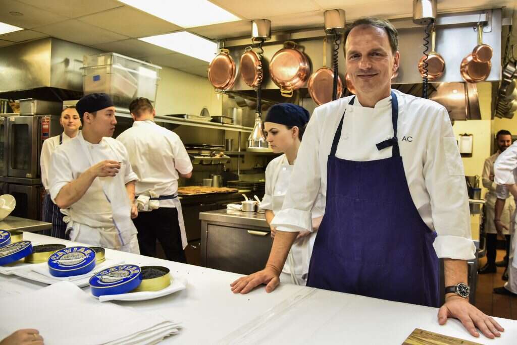 "פתח לנו את המטבח בעשר וחצי בלילה" השף דניאל בולו | AFP