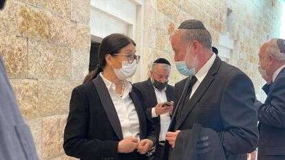 היועמ"ש מנדלבליט עם נשיאת העליון אסתר חיות. | אילת כהנא