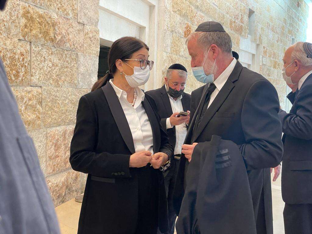 היועמ"ש מנדלבליט עם נשיאת העליון אסתר חיות. | אילת כהנא