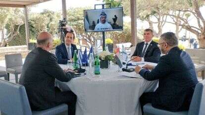 שר החוץ גבי אשכנזי במפגש שרי החוץ בפאפוס. | משרד החוץ