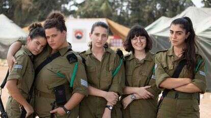 כן המפקדת. | ורד אדיר