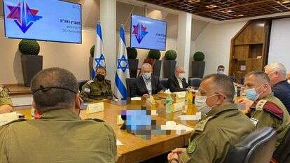 ראש הממשלה, שר הביטחון והמטכ"ל בהערכת מצב ראש הממשלה, שר הביטחון והמטכ"ל בהערכת מצב