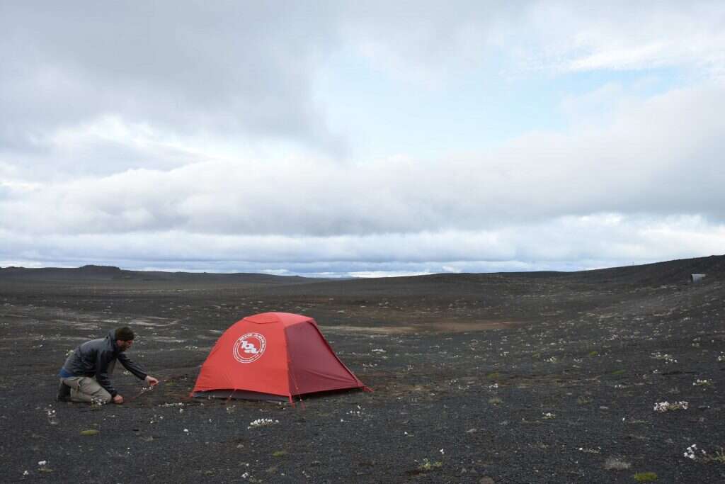 ממסעות גיל אפרת. | חגי איטח
