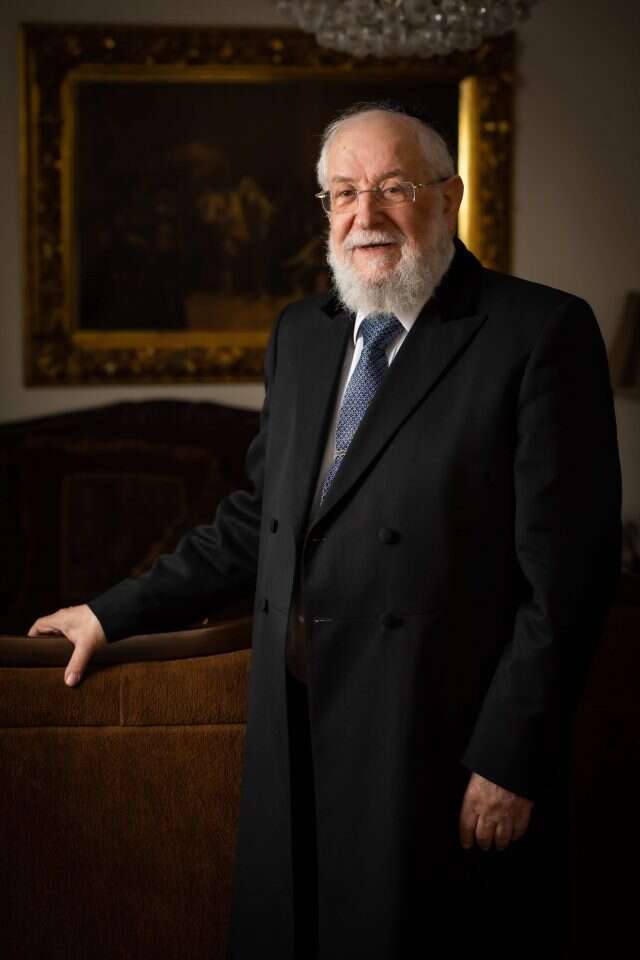 הרב ישראל מאיר לאו. | אריק סולטן