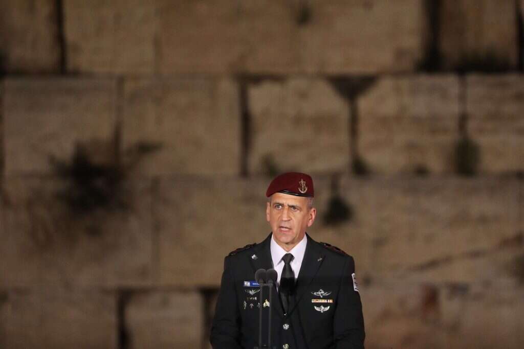 אביב כוכבי. | אוליבייה פיטוסי, פלאש 90