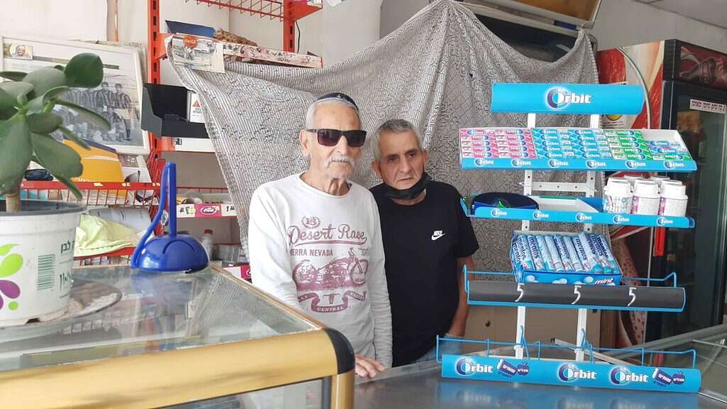 עמרם דדון (מימין) וציון מימון. | בתאל קולמן עמרם דדון (מימין) וציון מימון. | בתאל קולמן