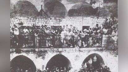 המרפסת שהתמוטטה כ-26 שנים לפני כן, 1885 המרפסת שהתמוטטה כ-26 שנים לפני כן, 1885