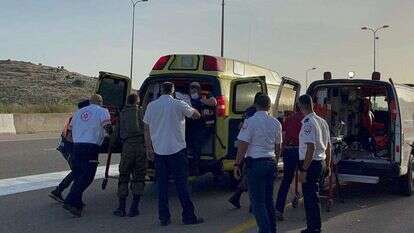 זירת הפיגוע בצומת תפוח. | הצלה ללא גבולות