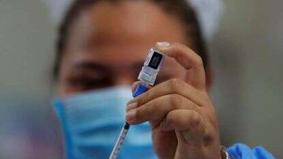 חיסון לקורונה. | EPA