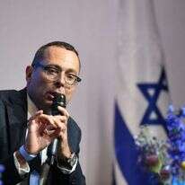 צבי האוזר בוועידת עם עולם 2. | שריה דיאמנט, מקור ראשון