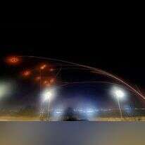 יירוט של כיפת ברזל של טילים שנורו מרצועת עזה לכיוון אשקלון, הערב. | AFP