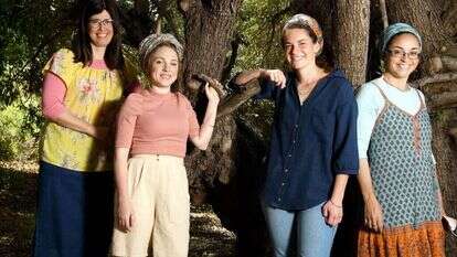מימין: חגית בן־אריה, נועה בן־זמרה, אביה רטנר ומרגלית אפלבאום. | יוסי זליגר