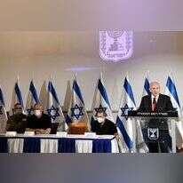 כל שרי הביטחון שכיהנו תחתיו, מסוכסכים עמו. נתניהו, השבוע. | עמוס בן־גרשום, לע"מ