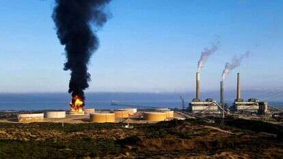 ההתלקחות במכל הדלק באשקלון. | AFP