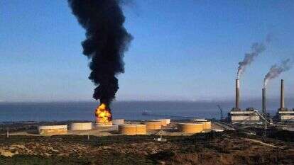 ההתלקחות במכל הדלק באשקלון. | AFP