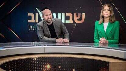 יעל צין ויקי רייסנר על הסט של "שבוע טוב". | יונתן זינדל, פלאש 90