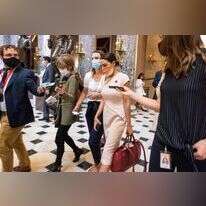 "הלחץ, האלימות, חוסר התמיכה מצד המפלגה שלך". אוקסיו־קורטז בקונגרס, בשבוע שעבר. | EPA