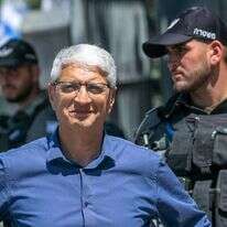 אטיאס מחוץ למבנה המכינה הקדם־צבאית בלוד, השבוע. | יוסי אלוני