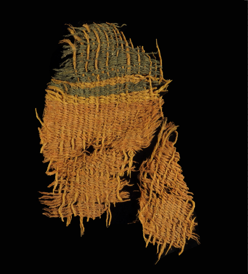 אריג מעוטר הצבוע בפואת הצבעים ואיסטיס הצבעים. : | דפנה גזית וקלרה עמית, באדיבות רשות העתיקות