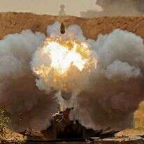 צה"ל משיב אש לעבר רצועת עזה. | AFP