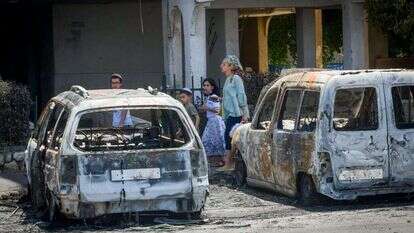 מכוניות שהוצתו בעיר לוד. | אבשלום ששוני, פלאש 90