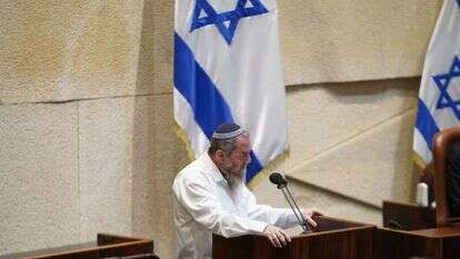 "היחידים שמדברים בגלוי על פוסט-מודרניות כיום הם אלה שמתנגדים לו". ח"כ אבי מעוז בנאום בכורה בכנסת. | דוברות הכנסת – דני שם טוב