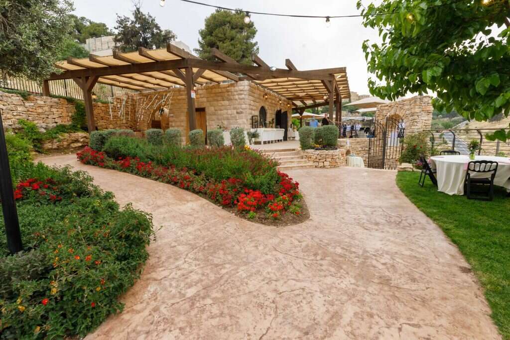 חמשוש בגיא. | אליהו ינאי