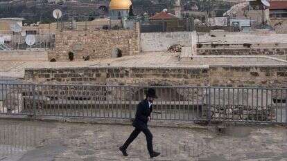 למצולם אין קשר לנאמר.