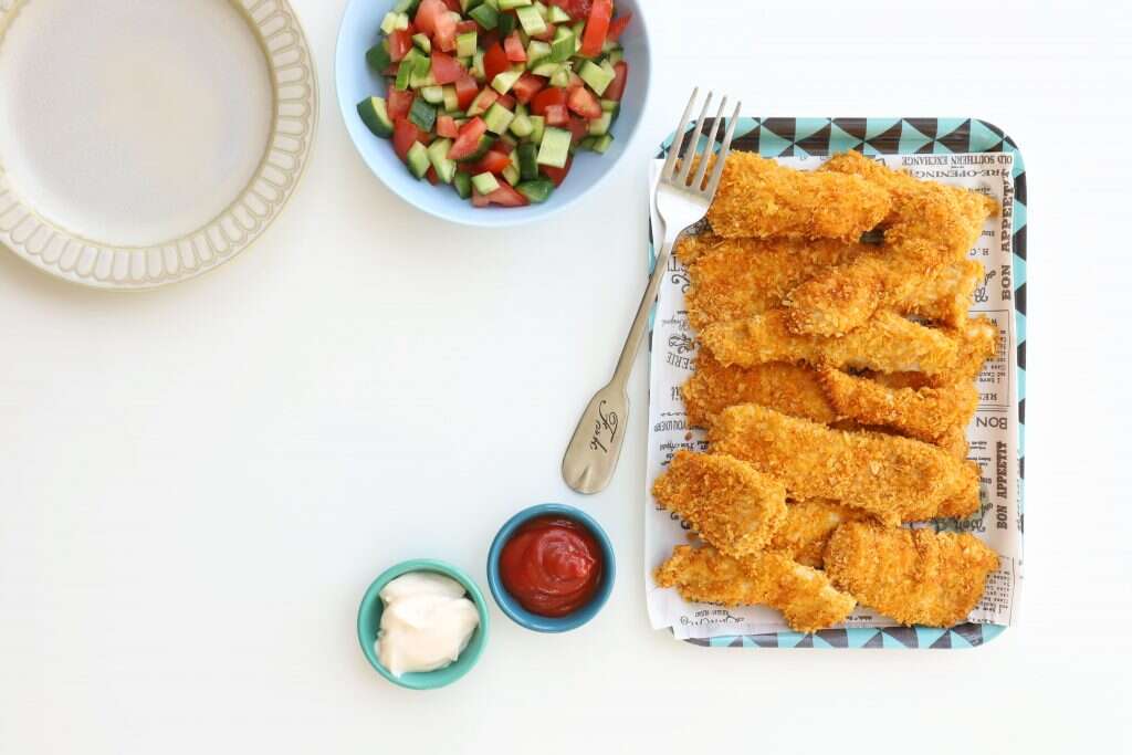 שניצל אפוי בציפוי קורנפלקס. | אפרת ליכטנשטט