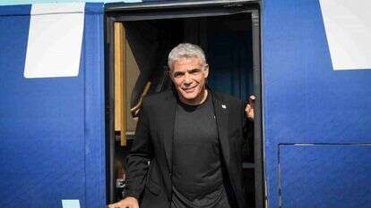 לפיד, בנט ועבאס, שלשום | פלאש 90