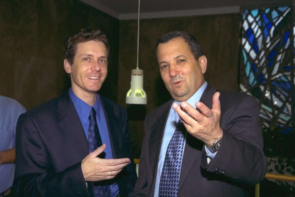 עם רה"מ אהוד ברק, 1999. | מילנר משה, לע"מ