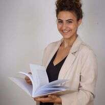 נעמה אוליאל. | אריק סולטן