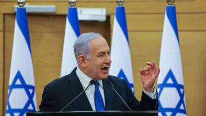 נתניהו בישיבת סיעת הליכוד, היום. | אוליבייה פיטוסי, פלאש 90 נתניהו בישיבת סיעת הליכוד, היום. | אוליבייה פיטוסי, פלאש 90