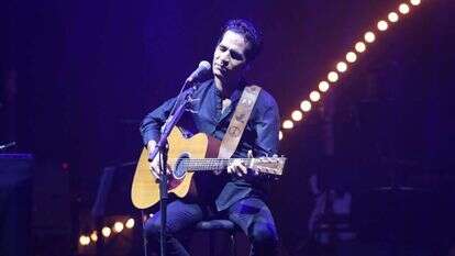 יופיע על אף האבל על אביו. אביב גפן. | קוקו